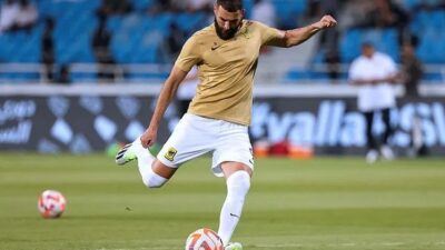 Real Madrid'den ayrılarak Suudi Arabistan ekibi Al-İttihad'a transfer olan Karim