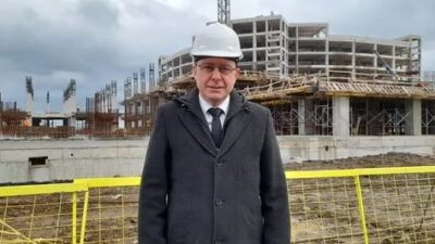 Trabzon’da Şenol Güneş Spor Kompleksi’nin yanındaki dolgu alanında yapımı süren