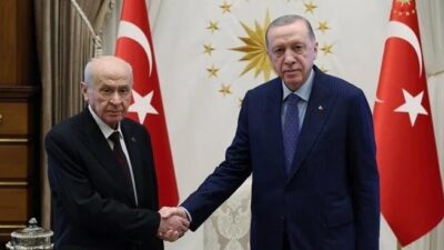 Başkan Recep Tayyip Erdoğan, MHP lideri Devlet Bahçeli ile bir