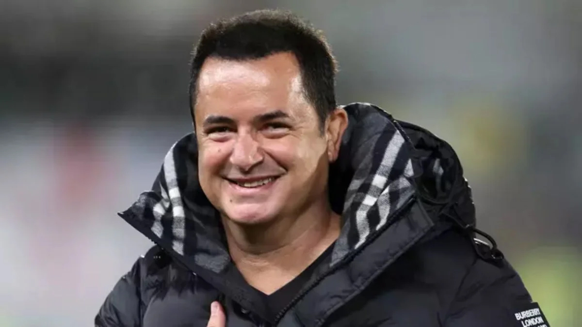 Çağla Altunkaya ile ayrılmadıklarının müjdesini veren Acun Ilıcalı, sosyal medya