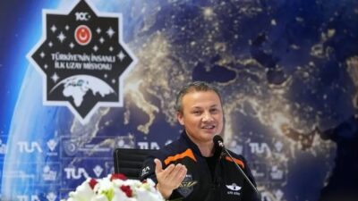 Milli Uzay Programı'ndaki diğer projeleri başarıyla gerçekleştirmek istediklerini söyleyen Sanayi