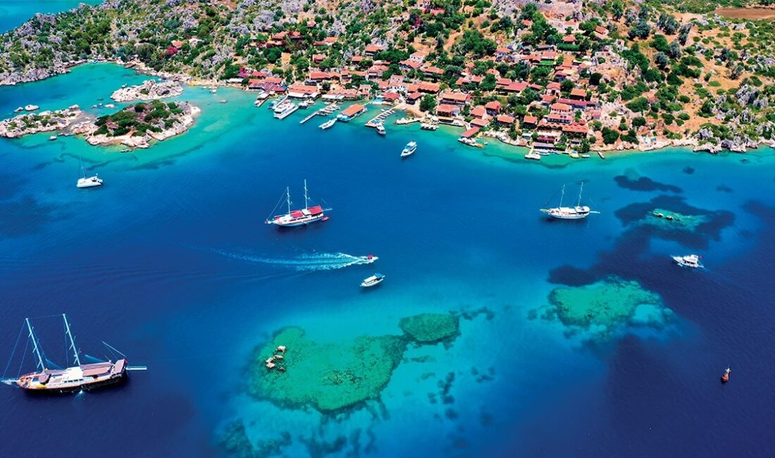 Turizmde 2023‘ün rekor yılı olduğunu vurgulayan Kültür ve Turizm Bakanı