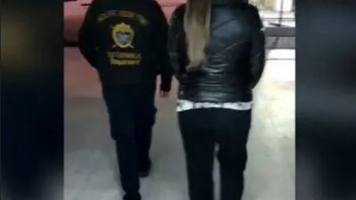 İstanbul'da S.H., bindiği taksinin şoförüne kabusu yaşattı. Anlaşmazlık yaşadığı sürüye