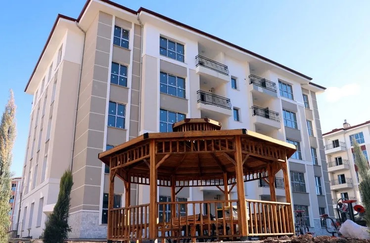 Hazine ve Maliye Bakanı Mehmet Şimşek, kira artışlarına ilişkin soru