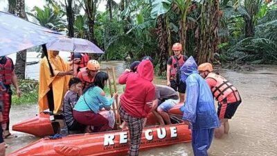 Filipinler'de şiddetli yağışların yol açtığı sel ve toprak kaymalarında hayatını