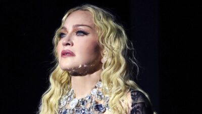 Dünyaca ünlü şarkıcı Madonna, turne provasında geçirdiği ciddi bakteriyel enfeksiyonun