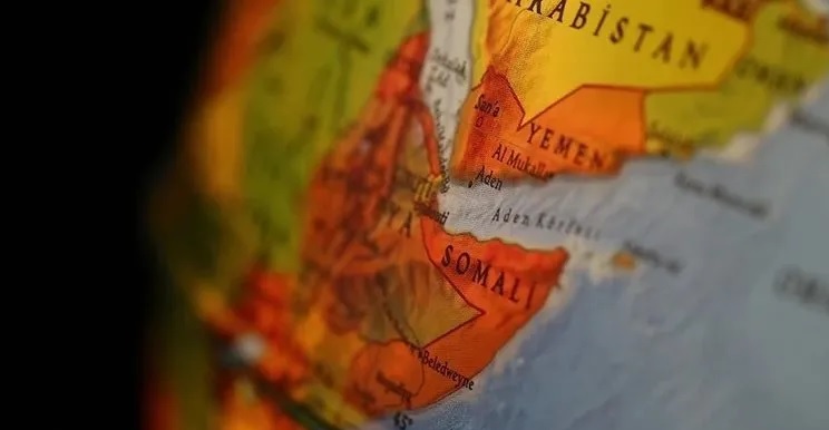 Somali'de, meclisin anayasada değişiklik yapmasıyla artık cumhurbaşkanı ve milletvekillerinin halk