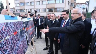 Ulaştırma ve Altyapı Bakanı Abdulkadir Uraloğlu, Bolu'ya ulaşım ve iletişim