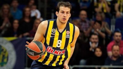 Fenerbahçe Beko Erkek Basketbol Takımı'nda da iki farklı dönemde forma