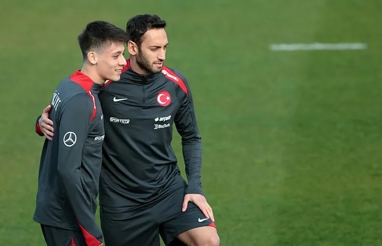 EURO 2024’e katılacak son 3 takımı belirleyecek play-off turu bugün