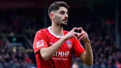 Akmanya Bundesliga ekibi Heidenheim'de forma giyen 21 yaşındaki oyuncu Eren