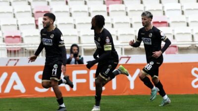 Alanyaspor son 6 maçını kaybetmeyen, iç sahada 3 maçlık galibiyet