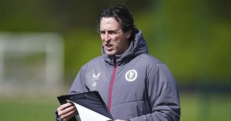 İngiltere Premier Lig ekibi Aston Villa, teknik direktör Unai Emery'nin