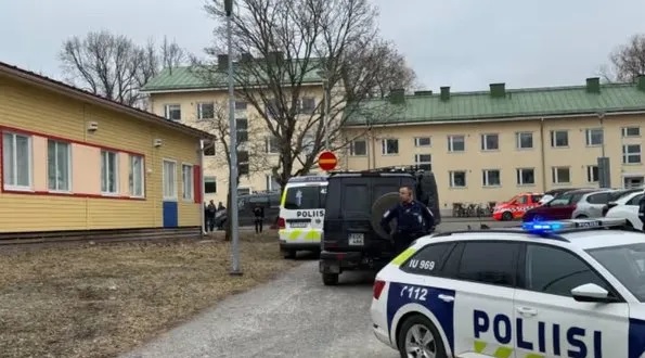 Son dakika haberleri: Finlandiya'nın başkenti Helsinki'de bir okula silahlı saldırı