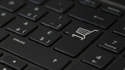 Bayram alışverişiyle hareketlenen e-ticaret sektöründe bu bayram 200-300 milyar liralık