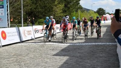 59. Cumhurbaşkanlığı Türkiye Bisiklet Turu'nda Kuşadası-Manisa etabını DSM-Firmenich takımında yarışan