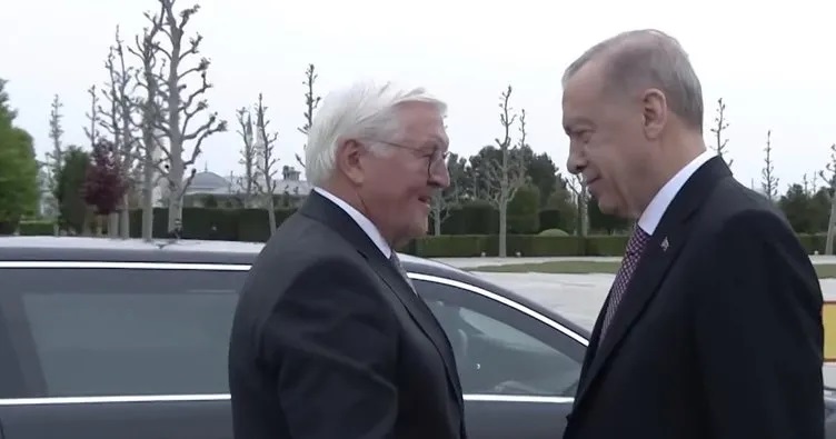Cumhurbaşkanı Recep Tayyip Erdoğan, Almanya Federal Cumhuriyeti Cumhurbaşkanı Frank-Walter Steinmeier'i