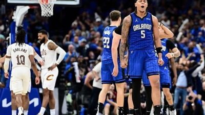 NBA'de Dallas Mavericks, konuk ettiği Los Angeles Clippers'ı 114-101 yenerek