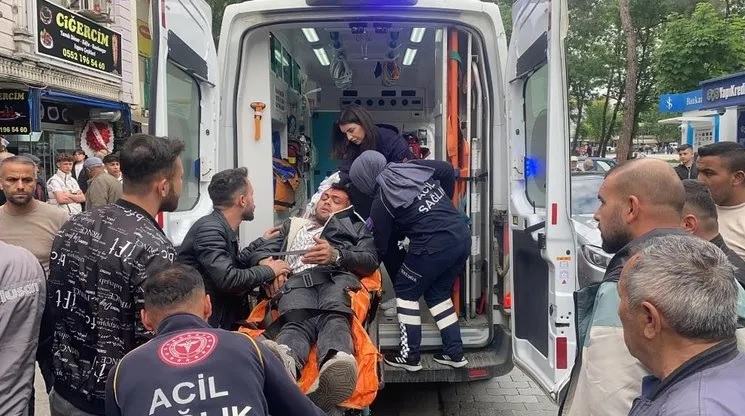 Tokat'ın Erbaa ilçesinde Samet C. ile Bekir Y. (25), alacak