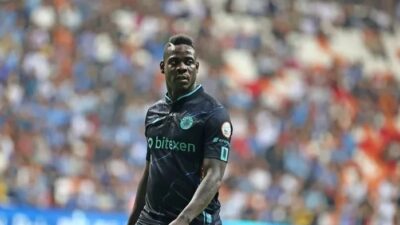 Süper Lig ekibi Adana Demirspor'un yıldız oyuncusu Mario Balotelli, ligin