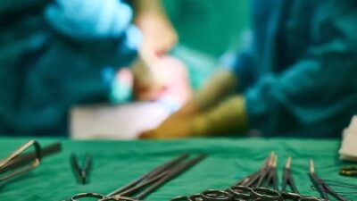 ABD'nin Boston kentindeki bir hastanede, genetiği değiştirilmiş domuz böbreği nakledilen