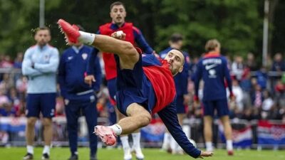 EURO 2024'te mücadele eden Hırvatistan Milli Takımı'nın orta saha oyuncusu