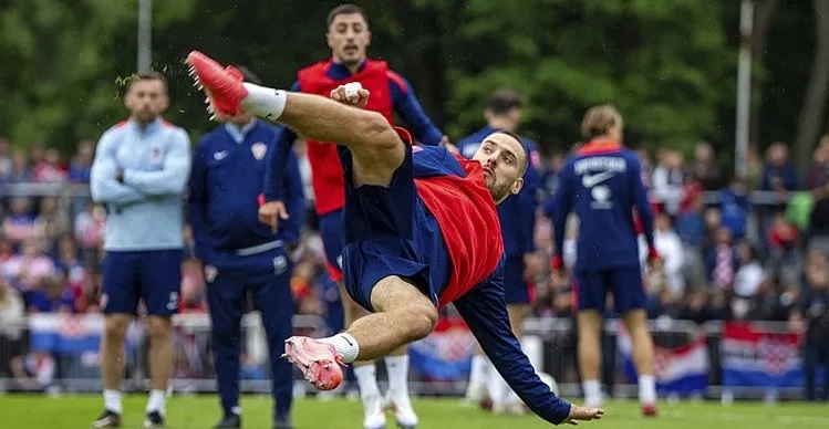 EURO 2024'te mücadele eden Hırvatistan Milli Takımı'nın orta saha oyuncusu