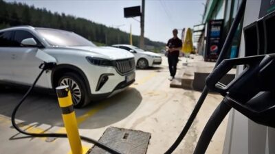 Türkiye'de Ocak-mayıs döneminde 27 bini aşkın elektrikli otomobil satıldı. Benzinli