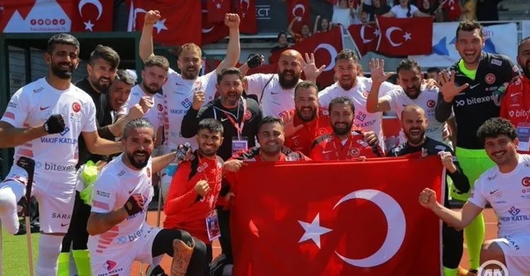 Fransa'da düzenlenen 2024 Avrupa Ampute Futbol Şampiyonası'nda grup maçlarını namağlup