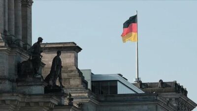 Almanya'da ekonomideki durgunluk ve artan kredi faiz oranları şirket iflaslarını