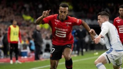 Galatasaray, Rennes'de forma giyen 21 yaşındaki Fildişi Sahilli sağ bek