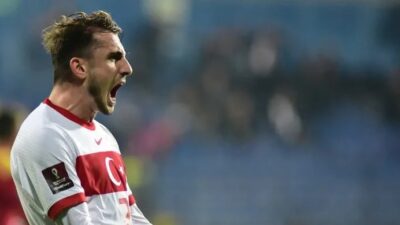 A Milli Futbol Takımı'nın orta saha oyuncularından Kerem Aktürkoğlu, Türk