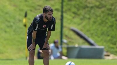 Beşiktaş'ın yeni transferlerinden Portekizli oyuncu Rafa Silva, siyah-beyazlı takımda Ricardo