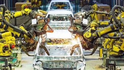 Otomotiv endüstrisi, geçen ay 2,6 milyar dolarla en fazla ihracata