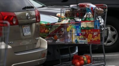 ABD Ticaret Bakanlığı tarafından açıklanan verilere göre ABD'de perakende satışlar,