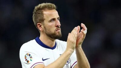 Kariyeri boyunca oynadığı takımlarda kupa kazanma başarısı gösteremeyen İngiliz futbolcu