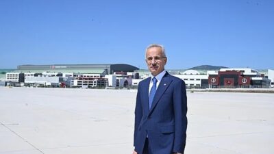 Ulaştırma ve Altyapı Bakanı Abdulkadir Uraloğlu, hızla gelişen havacılık sektörünün