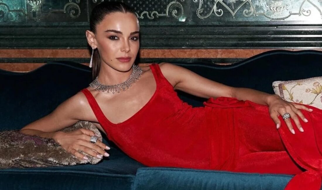 'Dünyayla Benim Aramda' dizisindeki performanslarıyla dikkat çeken Hafsanur Sancaktutan ve