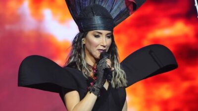 Türk pop müziği dünyasının sevilen isimlerinden olan Hande Yener, sosyal