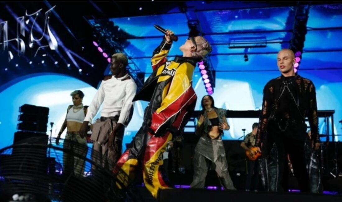 Türkiye'nin en büyük festivali İstanbul Festivali'nde coşku tam gaz devam