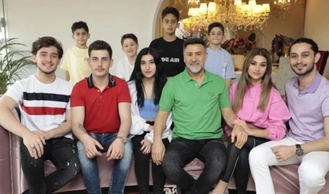 Üç farklı kadından toplamda dokuz çocuğu olan ünlü türkücü İzzet