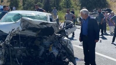 Erzincan – Refahiye kara Ekecik köyü yol ayrımında çift taraflı