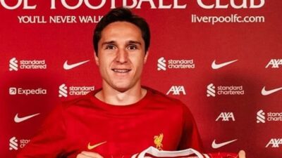 İngiltere Premier Lig ekibi Liverpool, İtalya'nın Juventus takımından Federico Chiesa'yı