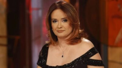 Yeşilçam'ın unutulmaz isimlerinden Müjde Ar, kapalı kalp ameliyatı oldu. Damarlarının