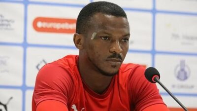 Trendyol 1. Lig ekiplerinden Şanlıurfaspor, Nijeryalı forvet Olarenwaju Kayode'yi renklerine