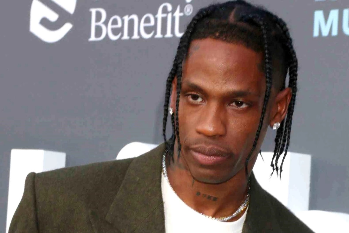 Dünyaca ünlü ABD'li rapçi Travis Scott, Fransa'nın başkenti Paris'teki lüks