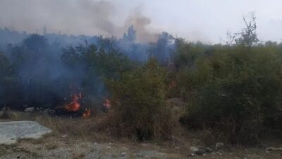 Osmaniye'nin Düziçi ilçesinde makilik alanda çıkan yangın, ihabr üzerine bölgeye