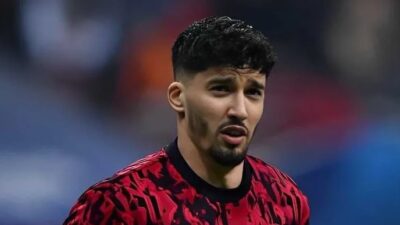 Geçtiğimiz sezon Fenerbahçe'den Manchester United'a transfer olan Altay Bayındır forma