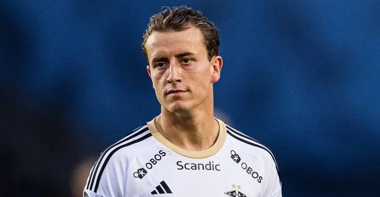 Rosenborg'un Norveçli futbolcusu Ole Saeter, İsrail ekibi Maccabi Haifa'dan gelen