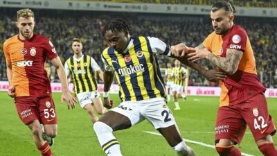Trendyol Süper Lig'de bugün oynanacak Fenerbahçe-Galatasaray maçının Video Yardımcı Hakemi